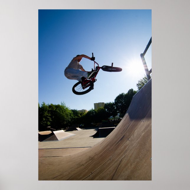 BMX Bike Stunt pub spinn Poster (Framsidan)