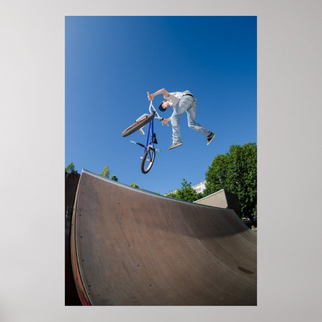 BMX Bike Stunt svan whip Poster (Framsidan)