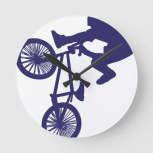 BMX-Biker Rund Klocka