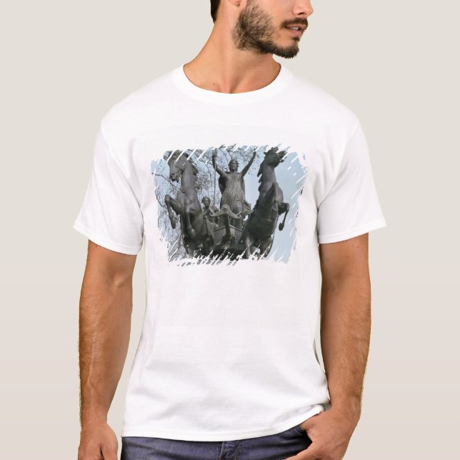 Boadicea 1850s (brons) (se också 33580), t-shirt (Framsida)