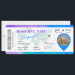 Boarding Pass Airline Biljett Surprise Resa Inbjudningar<br><div class="desc">Boarding Pass Surprise Resa,  inbjudan till Airline Biljett med en världskarta för destinationer,  är en underbar idé om en födelsedagspresent och en födelsedagspresent,  för en överraskning för din partner,  föräldrar och vänner. Det är lätt att redigera. Du kan lägga till bilder,  text,  redigera teckensnitt,  färg och helt anpassa det.</div>