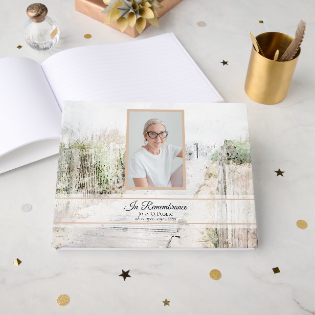 Boardpromenad till Beach Firande of Life Memorial Gästböcker (Framsida Öppen)