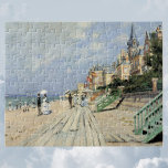 Boardpromenaden vid Trouville av Claude Monet Pussel<br><div class="desc">Boardpromenaden vid Trouville (1870) av Claude Monet är en vintage bra konstmålning med en strand på en strandplats i Normandie, Frankrike på en vacker solnydag. Om konstnären: Claude Monet (1840-1926) var en av grundarna av den Fransk målningsrörelsen och de flesta av hans målningar var "en plein luft" (i det öppna...</div>