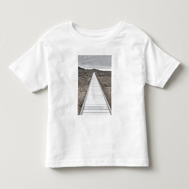 Boardwalk till och med öknen t shirt (Framsida)