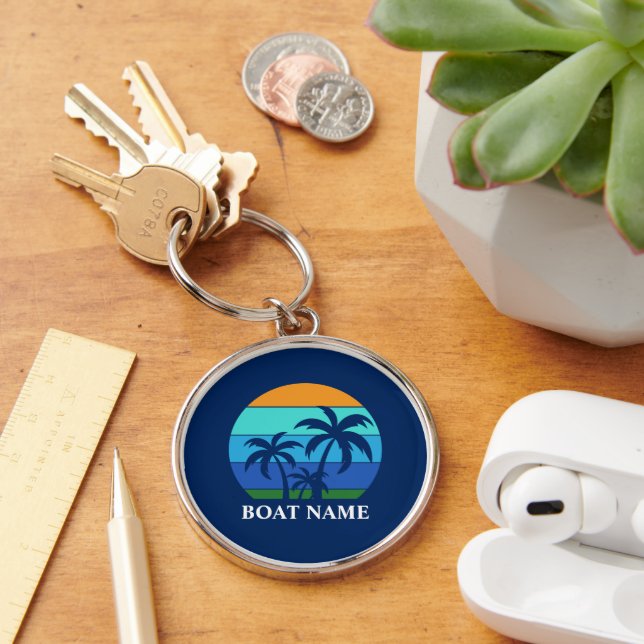 Boat Name Sun Palm Trees Blue Premium Round Rund Silverfärgad Nyckelring (Skrivbord)