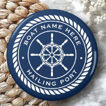 Boat namn och segelportens nautiska frakts hjul magnet<br><div class="desc">Fridge magnet med en vit frakt av elegant och repemblem med anpassningsbar av båt namn och krängningshamn (eller annan anpassningsbar) mot mörk blått bakgrund.</div>