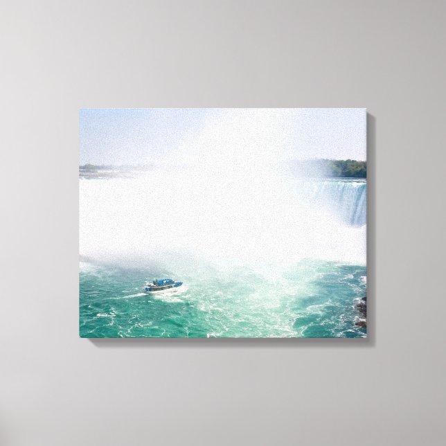 Boat och Horseshoe Falls från Niagara Falls Canvastryck (Framsida)