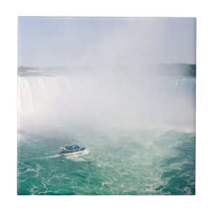 Boat och Horseshoe Falls från Niagara Falls Kakelplatta