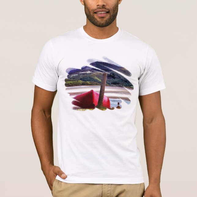BOAT OCH MOUNTAIN LANDSCAPE T SHIRT (Framsida)