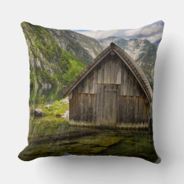 Boathouse i Obersee sjö i Tysklandare Alpernor Kudde