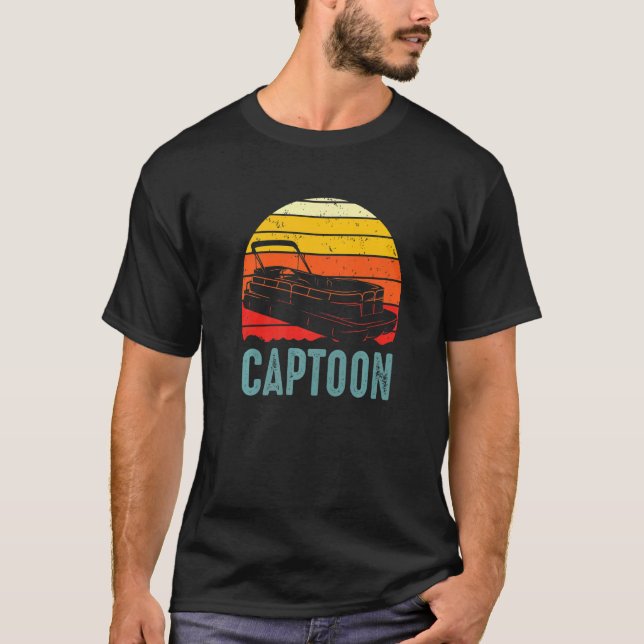 Boating Captoon Pontoon Tritoon Kapten Pontoon Bo T Shirt (Framsida)