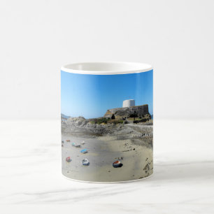 Boats och Fort Grått på Guernsey Kaffemugg