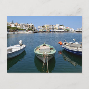 Boats vid Sjö vid Agios Nikolaos Postcard Vykort