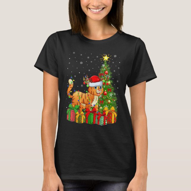 Bobcat   Xmas Holiday Santa Bobcat Christmas Tree T Shirt (Framsida)
