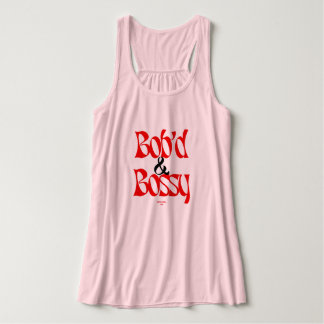 Bob'd & Bossy Cute Bob Frisyr Anpassad Tee Linne Med Racerback