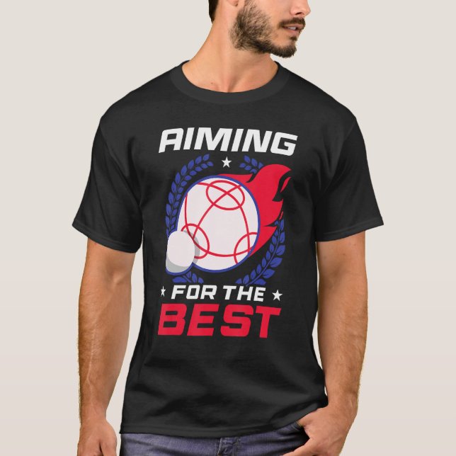 Bocce Ball Player Aiming For The Best T Shirt (Framsida)
