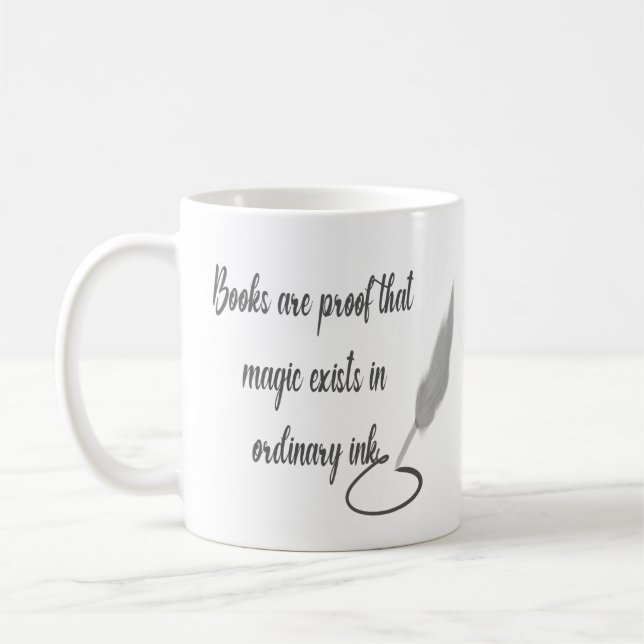 Böcker är bevis på att magi finns i vanlig bläck  kaffemugg (Vänster)