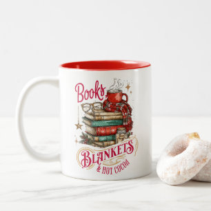 Böcker, filtar och varm choklad Två-Tonad mugg