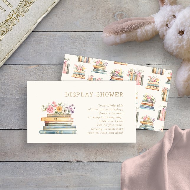 Böcker Visar Duschkapslingskort Tilläggskort (Books Display Baby Shower Enclosure Card by Painted Paperie
)