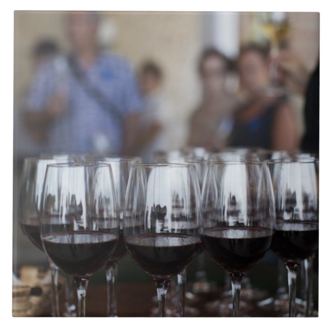 Bodega Marques de Riscal vingård, vinsmakning Kakelplatta (Framsidan)
