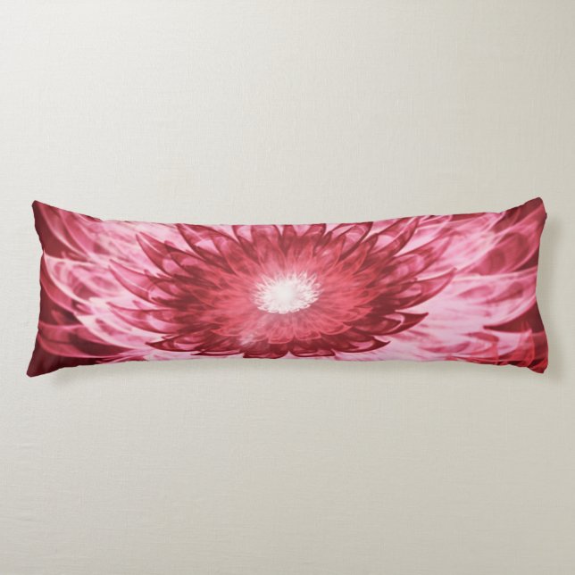 Body Pillow Fantasy Flowers Red Kroppskudde (Framsidan)