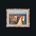 Boeach Family Vacation Photo Family Namn och År Canvastryck<br><div class="desc">Matchningsfoto för bussfamiljen. År. Familj Namn. Seashell-bakgrund. Anpassa.</div>