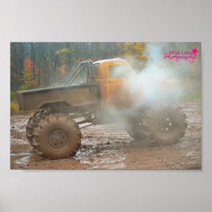 Bogging (mudbogging) lastbil för lera poster