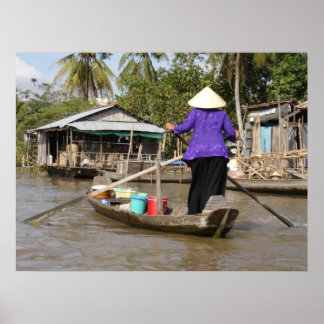 Bogsering av en båt i Mekong Delta, Vietnam Poster