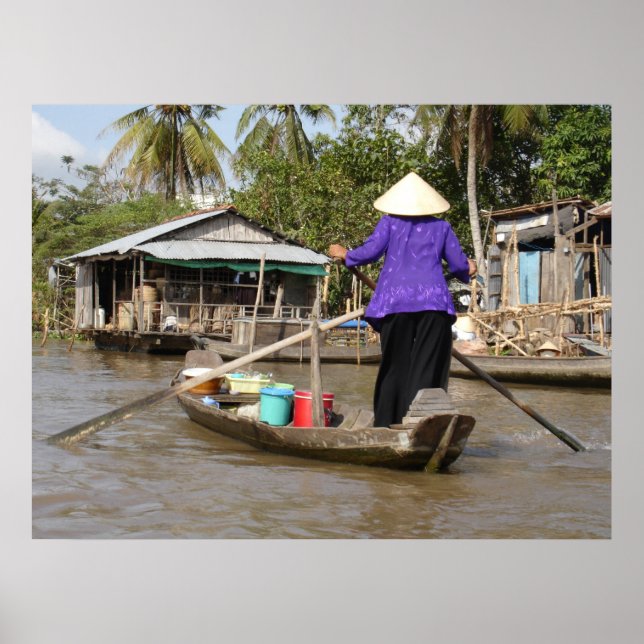 Bogsering av en båt i Mekong Delta, Vietnam Poster (Framsidan)