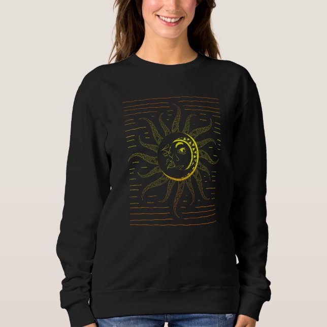 Bohemian Aesthetic Celestial Bodies Sun Moon Astro T Shirt (Framsida)