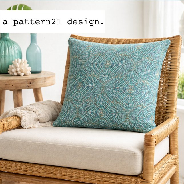 Bohemisk bluesmönster kudde (Teal mandala pillow brings relaxed island boho style to bright coastal living spaces.)