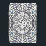 Bohemisk rhapsody intricate blommigt monogram iPad mini skydd<br><div class="desc">en retro romantic boho blommigt line teckning - personalize the monogram</div>