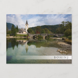 Bohinj sjö med kyrka i Slovenien pub vykort