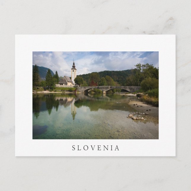 Bohinj sjö med kyrka i Slovenien, vitt vykort (Framsida)