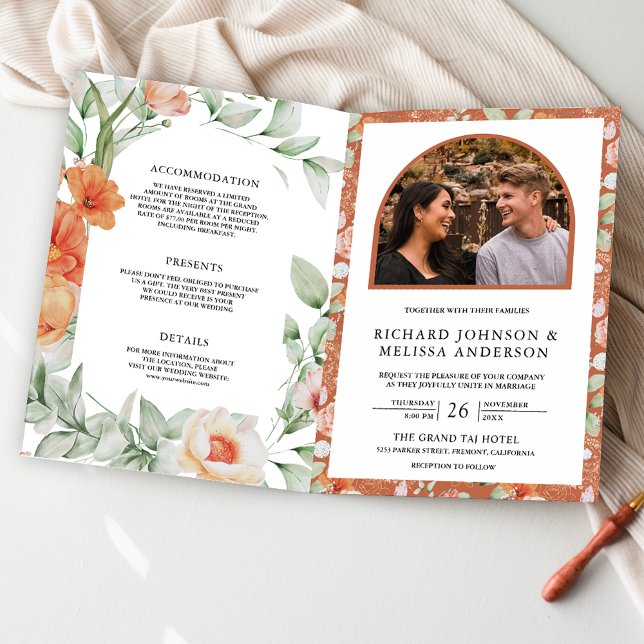 Boho Arch Earthy Floral All in One QR Code Wedding Inbjudan (Skapare uppladdad)