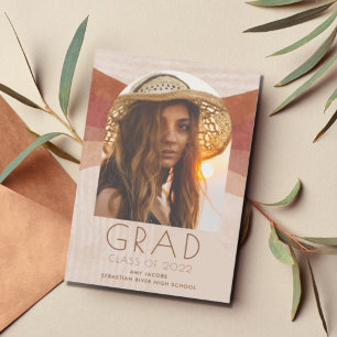 Boho Arch Photo Girl High School Studenten