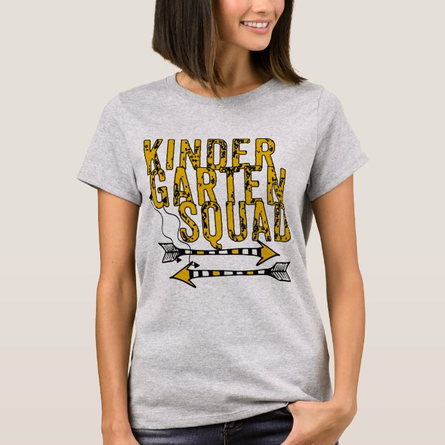 Boho Arrows Kindergarte Squad Personlig T-shirt (Framsida)
