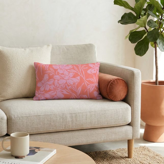 Boho Art-design för botaniska Blommigtar i Rosa oc Lumbarkudde (Skapare uppladdad)