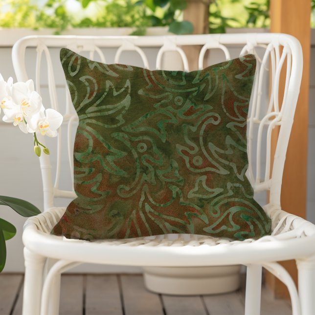 Boho Batik Grönt och Rost Foliage Mönster Kudde (Skapare uppladdad)