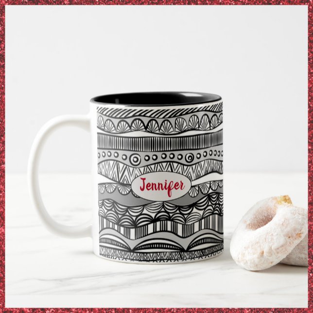 Boho Black and White Tribal Print Two-Tone Coffee Två-Tonad Mugg (Skapare uppladdad)