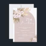 Boho Blommigt Arch 21:a födelsedagsinbjudan Inbjudningar<br><div class="desc">Boho Blommigt Arch 21:a födelsedag Den här bohemiske 21:a födelsedagsinbjudan kan användas för alla åldrar och har två bohemiska blommigtar med pampasgräs,  handflatan löv och ro i olika skuggor på en färg-båge. Den här inbjudan på 21:a födelsedag är perfekt för alla som tycker om modernt bohemiskt inbjudningsmönster.</div>