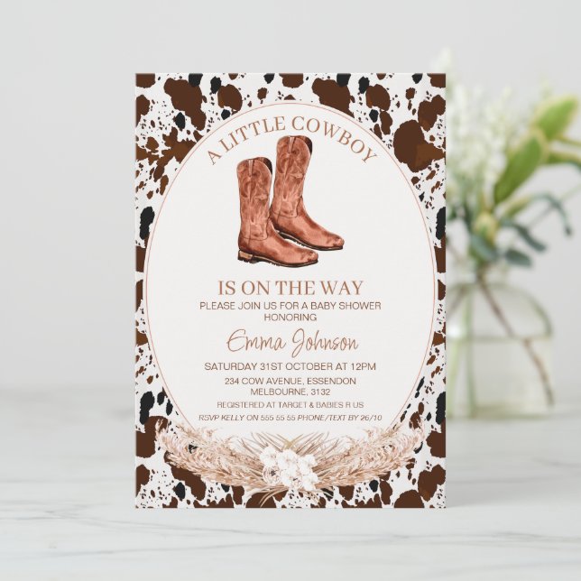 Boho Blommigt Boots Cowboy Cowhide Baby Shower Inbjudningar (Stående Fram)