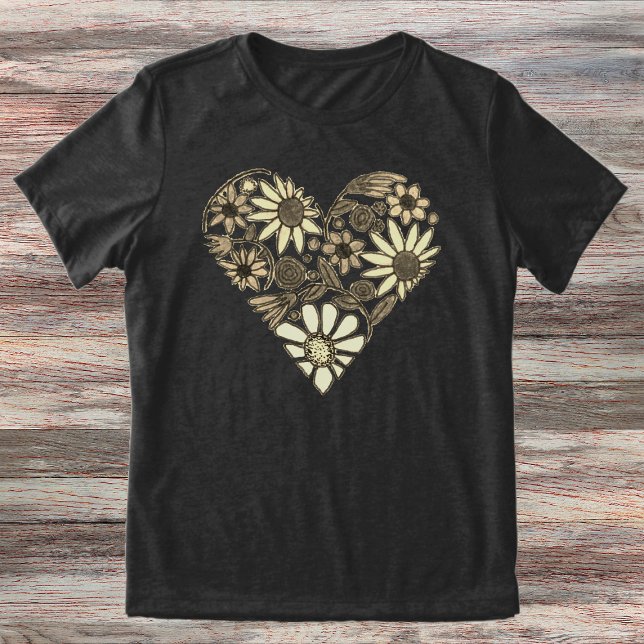 Boho Blommigt Heart Illustration T Shirt (Skapare uppladdad)