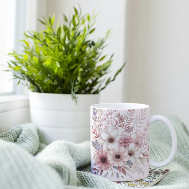 Boho-blommigt med en  av rosa kaffemugg (Skapare uppladdad)