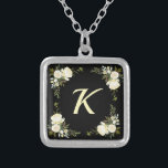 Boho Blommigt Monogram Bridesmaid Gift Silverpläterat Halsband<br><div class="desc">Den här söt boho blommigt monogram bridesmaid-presenthalsdesignen är säker på att den passar med sin söta personlig för blommigt. Den här designen har antik vit ros med ett monogram av kräm färgad. Anpassa den med valfritt monogram och anpassa teckensnittet och färg efter dina önskemål.</div>
