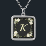 Boho Blommigt Monogram Bridesmaid Gift Silverpläterat Halsband<br><div class="desc">Den här söt boho blommigt monogram bridesmaid-presenthalsdesignen är säker på att den passar med sin söta personlig för blommigt. Den här designen har antik vit ros med ett monogram av kräm färgad. Anpassa den med valfritt monogram och anpassa teckensnittet och färg efter dina önskemål.</div>