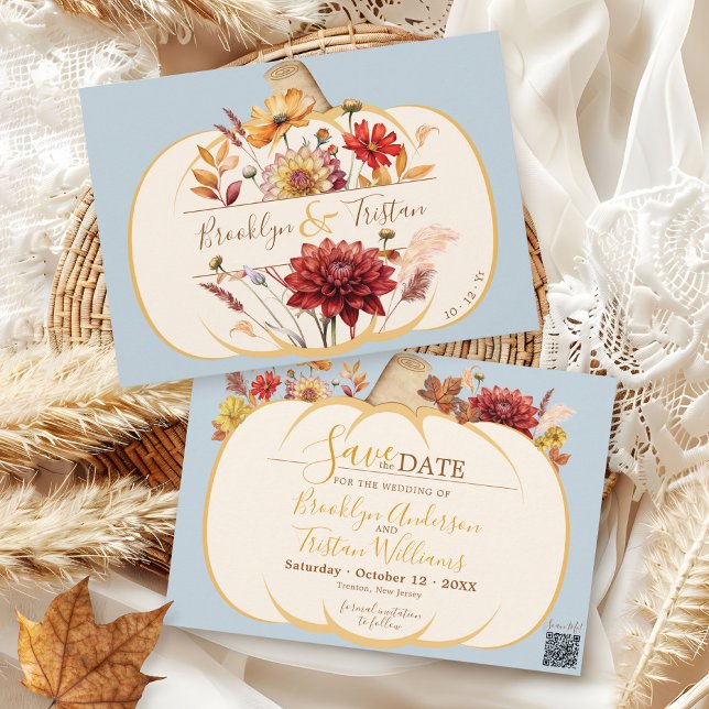 Boho Blommigt Pumpkin Fall Wedding Dusty Blue Spara Datumet (Modern Autumn boho pampas grass fall floral Dusty Blue pumpkin script wedding save the date card)