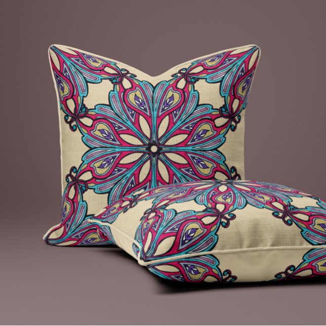 Boho Bloom i mjuk kräm Kudde (Skapare uppladdad)