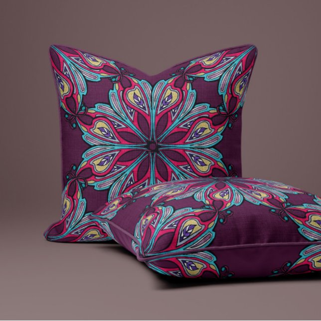 Boho Bloom in Plum Wine Kudde (Skapare uppladdad)