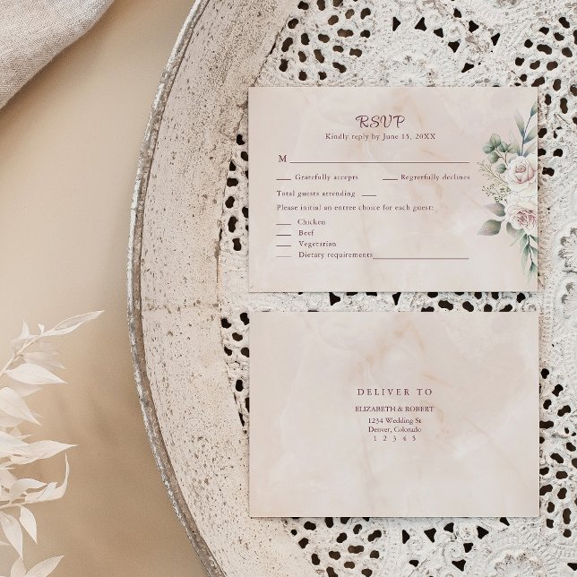 Boho Blush Rosa Blommig Bröllop RSVP-kort Tack Kort (Boho Blush Pink Floral Wedding RSVP Card on a neutral boho wedding table.)